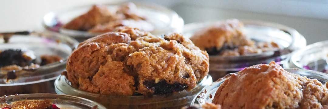 leckere Muffins in Reihe